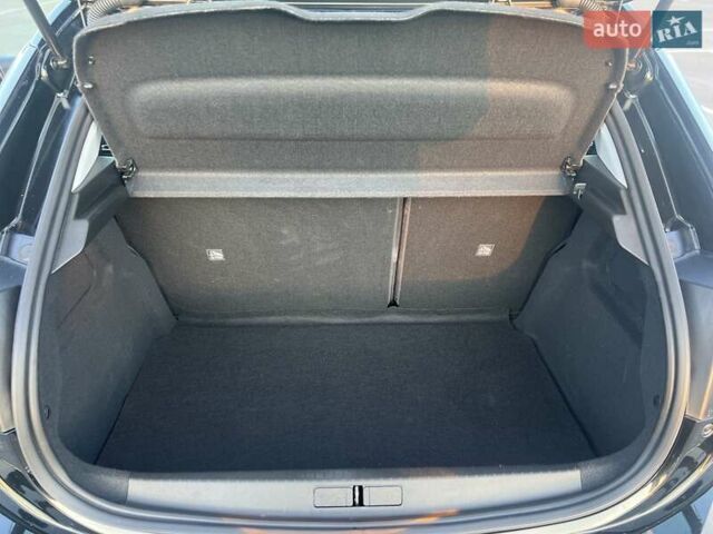 Черный Опель Corsa-e, объемом двигателя 0 л и пробегом 6 тыс. км за 15350 $, фото 42 на Automoto.ua