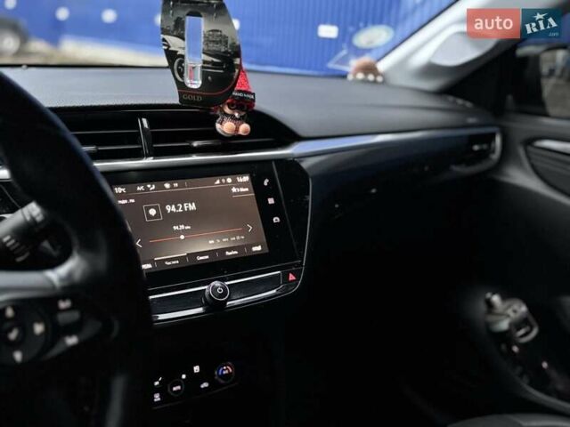 Красный Опель Corsa-e, объемом двигателя 0 л и пробегом 48 тыс. км за 15000 $, фото 13 на Automoto.ua