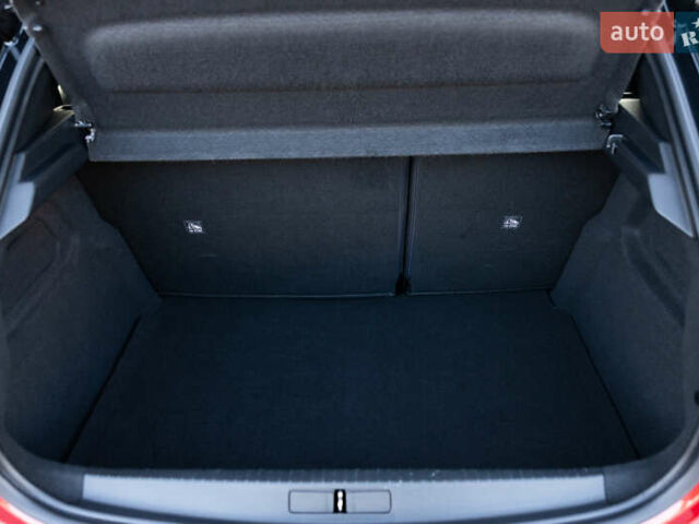 Червоний Опель Corsa-e, об'ємом двигуна 0 л та пробігом 111 тис. км за 12999 $, фото 51 на Automoto.ua