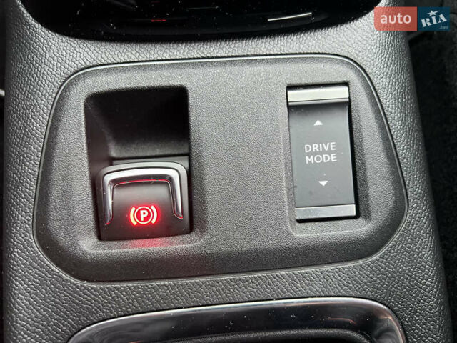 Червоний Опель Corsa-e, об'ємом двигуна 0 л та пробігом 15 тис. км за 12900 $, фото 33 на Automoto.ua