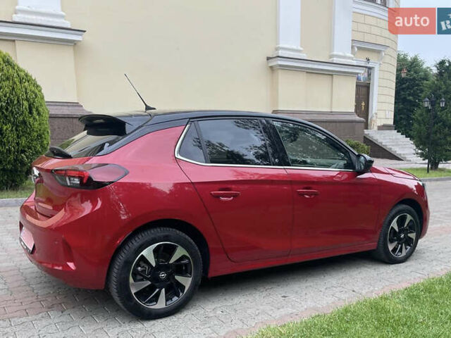 Красный Опель Corsa-e, объемом двигателя 0 л и пробегом 15 тыс. км за 14500 $, фото 4 на Automoto.ua