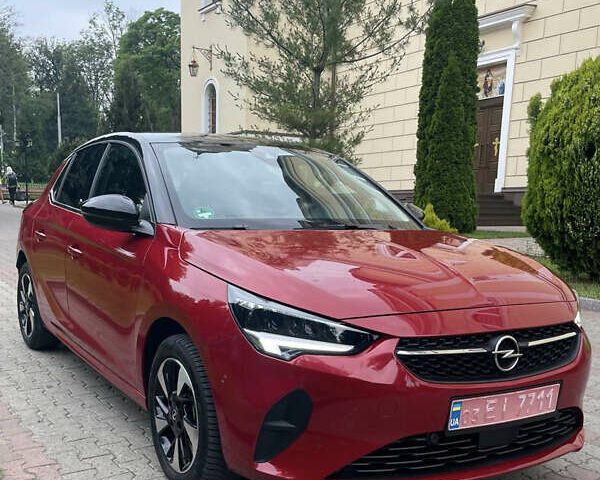 Красный Опель Corsa-e, объемом двигателя 0 л и пробегом 15 тыс. км за 14500 $, фото 3 на Automoto.ua