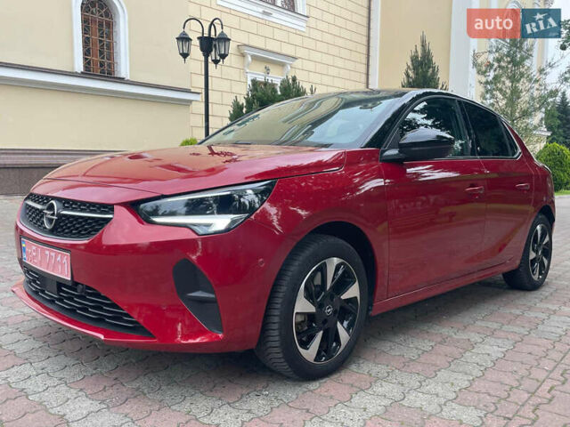 Красный Опель Corsa-e, объемом двигателя 0 л и пробегом 15 тыс. км за 14500 $, фото 7 на Automoto.ua