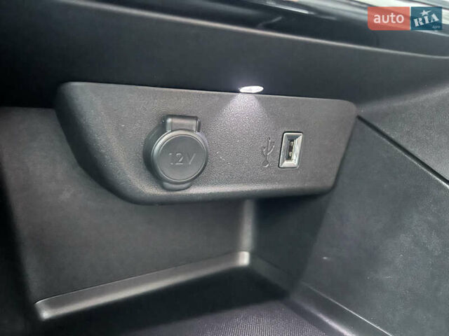 Червоний Опель Corsa-e, об'ємом двигуна 0 л та пробігом 15 тис. км за 12900 $, фото 21 на Automoto.ua