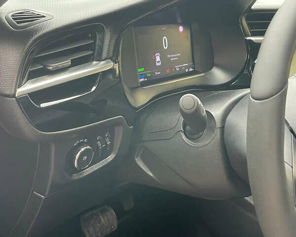 Красный Опель Corsa-e, объемом двигателя 0 л и пробегом 15 тыс. км за 14500 $, фото 22 на Automoto.ua