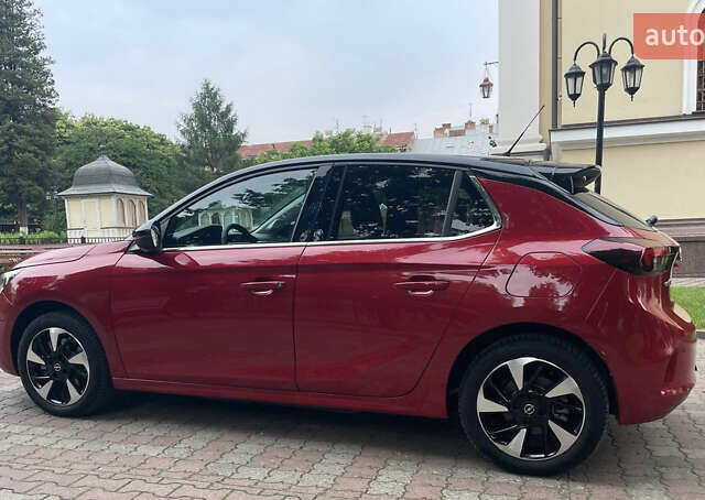 Красный Опель Corsa-e, объемом двигателя 0 л и пробегом 15 тыс. км за 14500 $, фото 13 на Automoto.ua