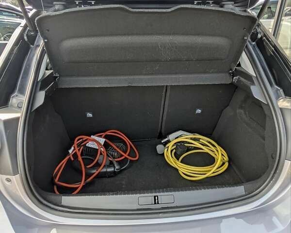 Опель Corsa-e, объемом двигателя 0 л и пробегом 65 тыс. км за 14500 $, фото 13 на Automoto.ua