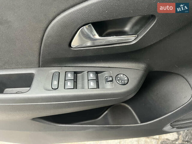 Опель Corsa-e, об'ємом двигуна 0 л та пробігом 60 тис. км за 13200 $, фото 17 на Automoto.ua