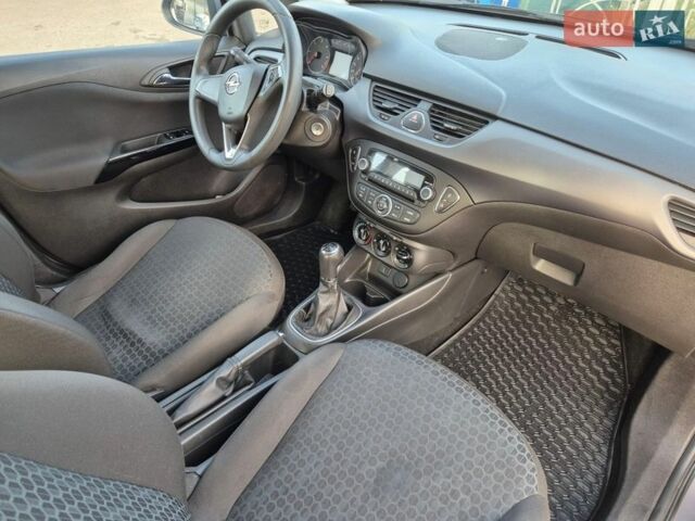 Серый Опель Corsa-e, объемом двигателя 1.25 л и пробегом 180 тыс. км за 6850 $, фото 4 на Automoto.ua