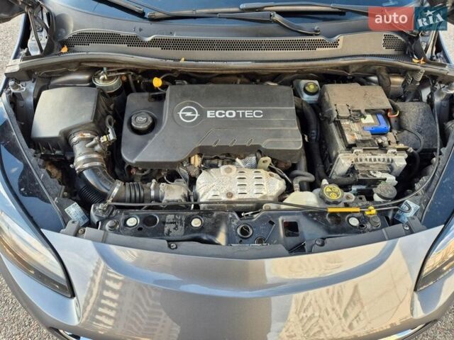 Серый Опель Corsa-e, объемом двигателя 1.25 л и пробегом 180 тыс. км за 6850 $, фото 1 на Automoto.ua