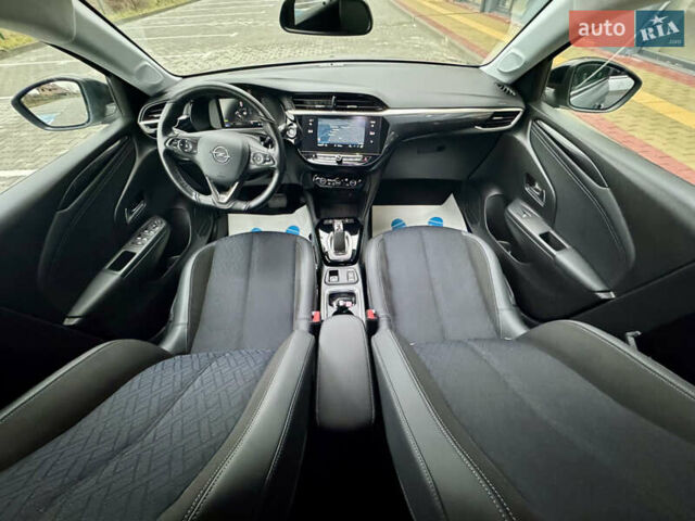 Серый Опель Corsa-e, объемом двигателя 0 л и пробегом 41 тыс. км за 14000 $, фото 28 на Automoto.ua