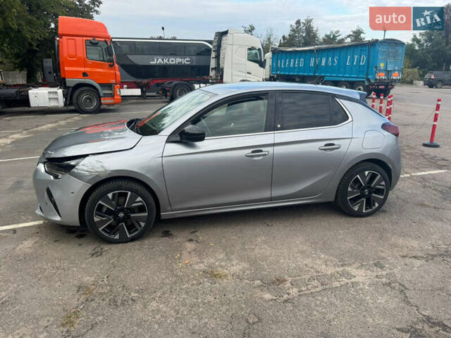 Серый Опель Corsa-e, объемом двигателя 0 л и пробегом 103 тыс. км за 9799 $, фото 3 на Automoto.ua