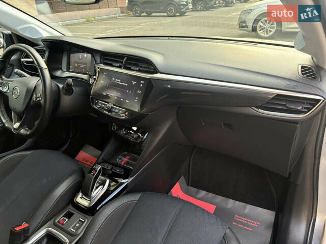 Сірий Опель Corsa-e, об'ємом двигуна 0 л та пробігом 40 тис. км за 14900 $, фото 49 на Automoto.ua