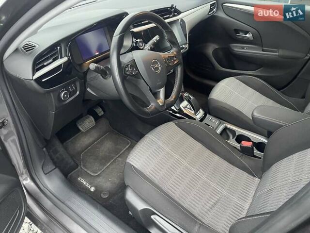 Серый Опель Corsa-e, объемом двигателя 0 л и пробегом 37 тыс. км за 13700 $, фото 4 на Automoto.ua