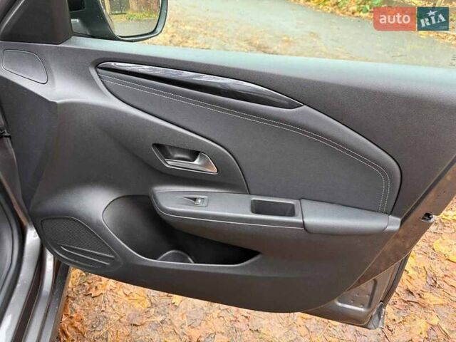 Серый Опель Corsa-e, объемом двигателя 0 л и пробегом 87 тыс. км за 14590 $, фото 22 на Automoto.ua