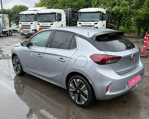 Сірий Опель Corsa-e, об'ємом двигуна 0 л та пробігом 58 тис. км за 9799 $, фото 5 на Automoto.ua