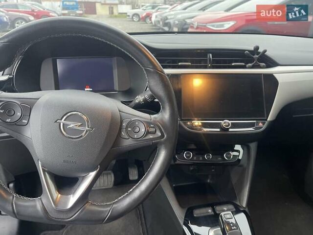 Серый Опель Corsa-e, объемом двигателя 0 л и пробегом 37 тыс. км за 13700 $, фото 5 на Automoto.ua