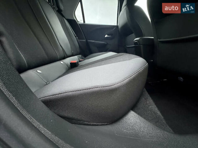 Серый Опель Corsa-e, объемом двигателя 0 л и пробегом 41 тыс. км за 14000 $, фото 37 на Automoto.ua