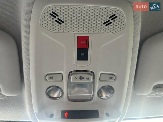 Серый Опель Corsa-e, объемом двигателя 0 л и пробегом 97 тыс. км за 12500 $, фото 21 на Automoto.ua