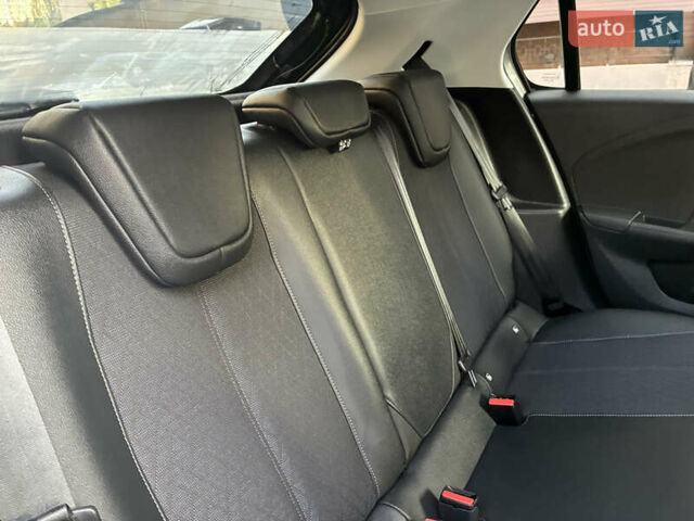 Сірий Опель Corsa-e, об'ємом двигуна 0 л та пробігом 40 тис. км за 14900 $, фото 44 на Automoto.ua
