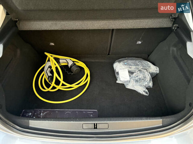Сірий Опель Corsa-e, об'ємом двигуна 0 л та пробігом 40 тис. км за 14900 $, фото 39 на Automoto.ua