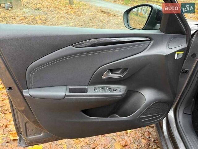 Серый Опель Corsa-e, объемом двигателя 0 л и пробегом 87 тыс. км за 14590 $, фото 10 на Automoto.ua