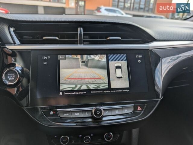 Серый Опель Corsa-e, объемом двигателя 0 л и пробегом 33 тыс. км за 12800 $, фото 57 на Automoto.ua