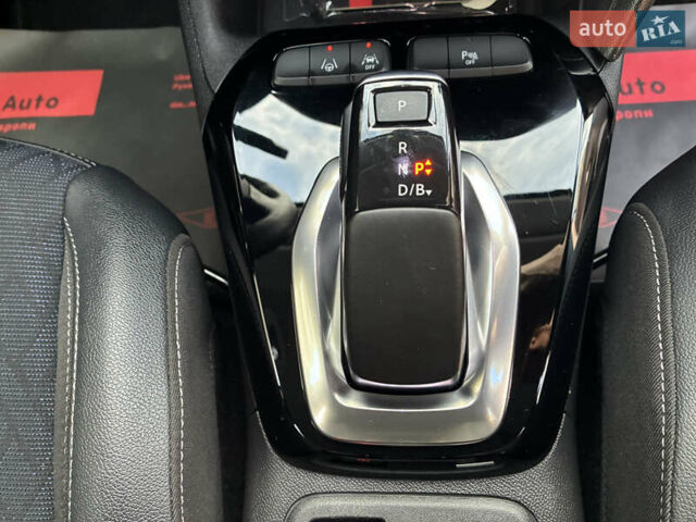 Сірий Опель Corsa-e, об'ємом двигуна 0 л та пробігом 40 тис. км за 14900 $, фото 54 на Automoto.ua