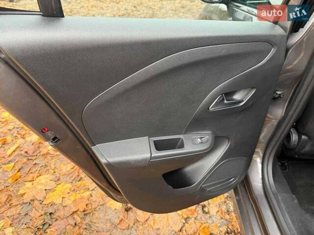 Серый Опель Corsa-e, объемом двигателя 0 л и пробегом 87 тыс. км за 14590 $, фото 16 на Automoto.ua
