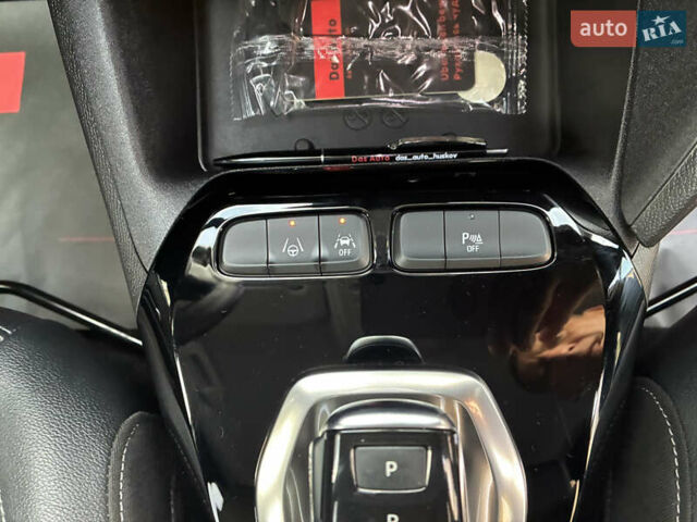 Сірий Опель Corsa-e, об'ємом двигуна 0 л та пробігом 40 тис. км за 14900 $, фото 55 на Automoto.ua