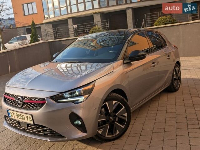 Серый Опель Corsa-e, объемом двигателя 0 л и пробегом 33 тыс. км за 12800 $, фото 20 на Automoto.ua