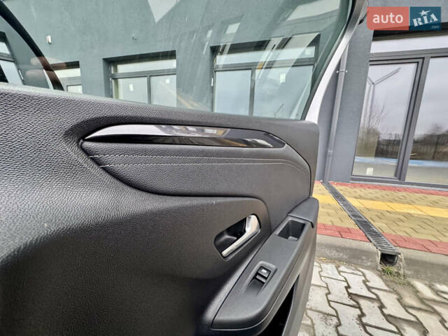 Серый Опель Corsa-e, объемом двигателя 0 л и пробегом 41 тыс. км за 14000 $, фото 25 на Automoto.ua