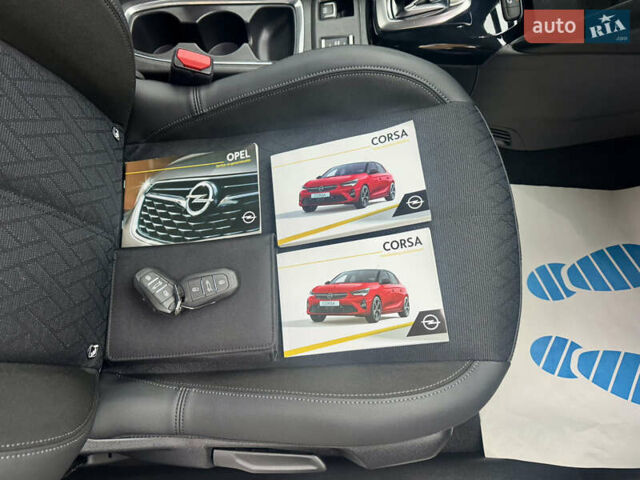 Серый Опель Corsa-e, объемом двигателя 0 л и пробегом 41 тыс. км за 14000 $, фото 31 на Automoto.ua