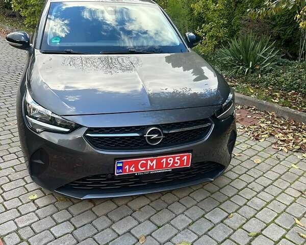Серый Опель Corsa-e, объемом двигателя 0 л и пробегом 97 тыс. км за 12500 $, фото 2 на Automoto.ua