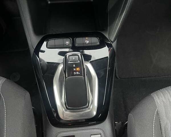 Серый Опель Corsa-e, объемом двигателя 0 л и пробегом 37 тыс. км за 13700 $, фото 10 на Automoto.ua