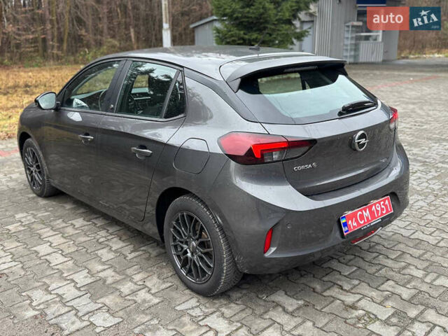 Серый Опель Corsa-e, объемом двигателя 0 л и пробегом 97 тыс. км за 12500 $, фото 7 на Automoto.ua