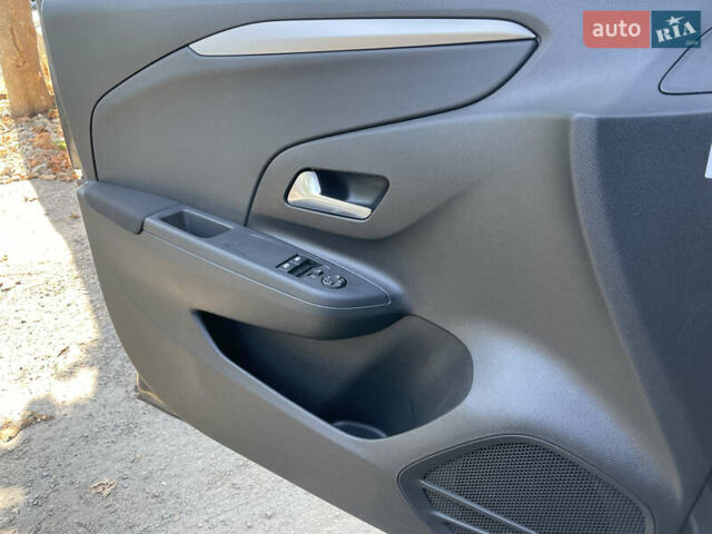 Сірий Опель Corsa-e, об'ємом двигуна 0 л та пробігом 41 тис. км за 13000 $, фото 20 на Automoto.ua