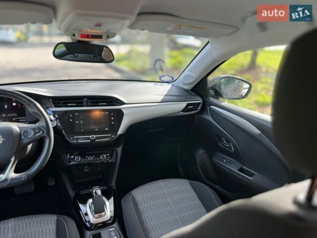 Серый Опель Corsa-e, объемом двигателя 0 л и пробегом 41 тыс. км за 12999 $, фото 29 на Automoto.ua