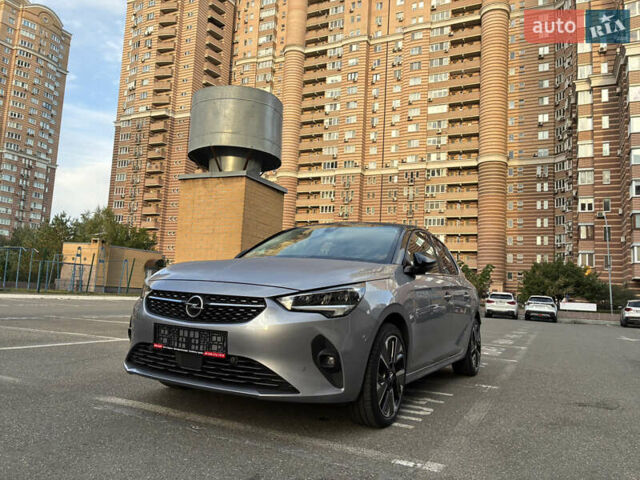 Сірий Опель Corsa-e, об'ємом двигуна 0 л та пробігом 40 тис. км за 14900 $, фото 25 на Automoto.ua