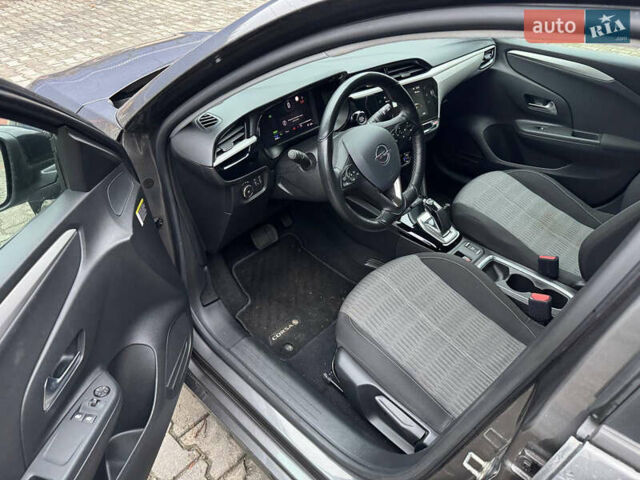 Серый Опель Corsa-e, объемом двигателя 0 л и пробегом 97 тыс. км за 12500 $, фото 10 на Automoto.ua