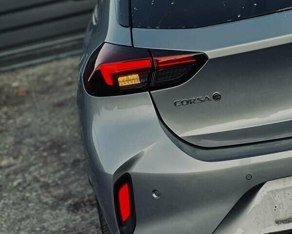 Сірий Опель Corsa-e, об'ємом двигуна 0 л та пробігом 22 тис. км за 11300 $, фото 20 на Automoto.ua