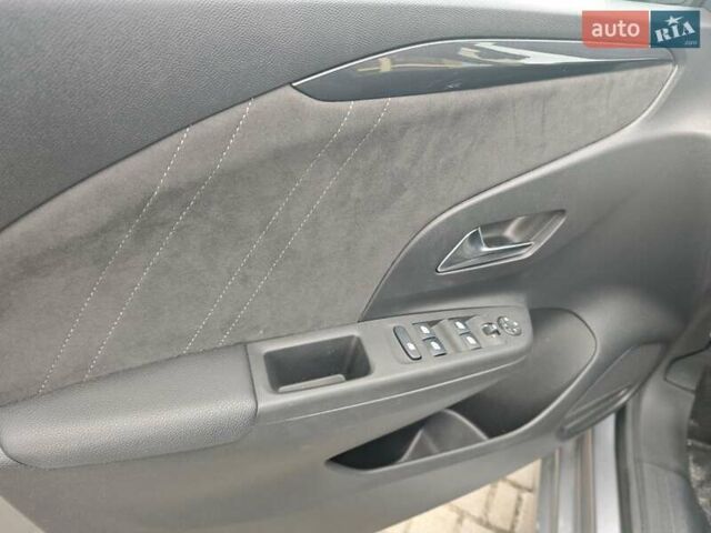 Серый Опель Corsa-e, объемом двигателя 0 л и пробегом 46 тыс. км за 13300 $, фото 5 на Automoto.ua