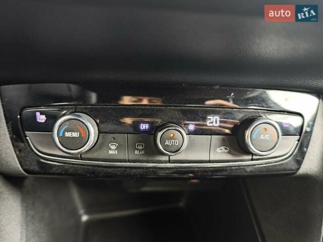 Серый Опель Corsa-e, объемом двигателя 0 л и пробегом 46 тыс. км за 13300 $, фото 13 на Automoto.ua