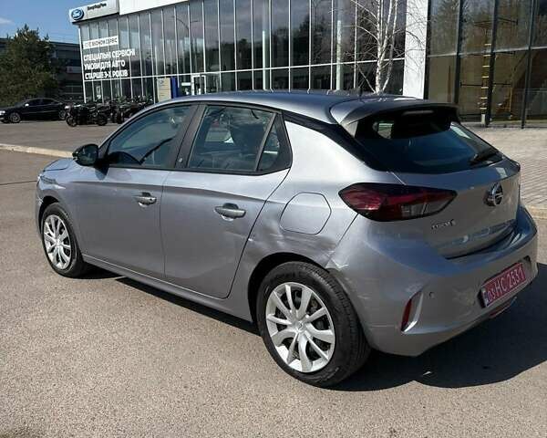 Серый Опель Corsa-e, объемом двигателя 0 л и пробегом 49 тыс. км за 10699 $, фото 4 на Automoto.ua