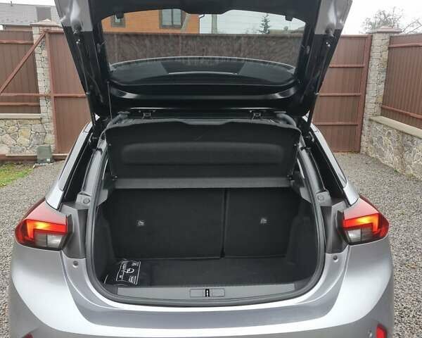 Серый Опель Corsa-e, объемом двигателя 0 л и пробегом 114 тыс. км за 13500 $, фото 12 на Automoto.ua
