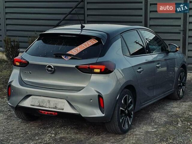 Серый Опель Corsa-e, объемом двигателя 0 л и пробегом 22 тыс. км за 12450 $, фото 18 на Automoto.ua