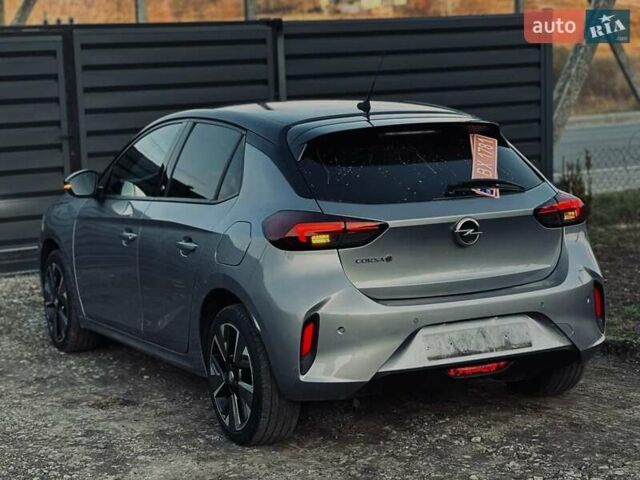 Сірий Опель Corsa-e, об'ємом двигуна 0 л та пробігом 22 тис. км за 11300 $, фото 15 на Automoto.ua