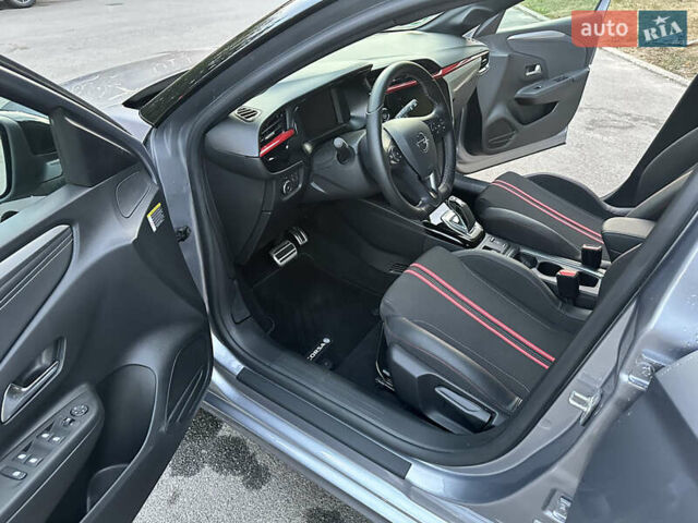 Сірий Опель Corsa-e, об'ємом двигуна 0 л та пробігом 2 тис. км за 15700 $, фото 8 на Automoto.ua