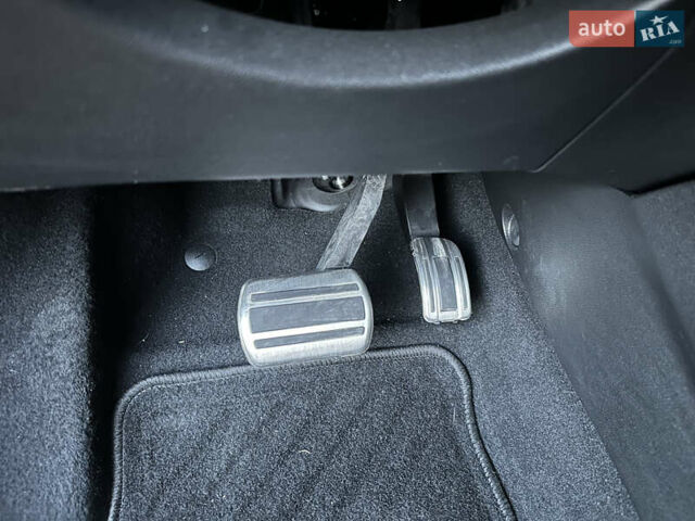 Сірий Опель Corsa-e, об'ємом двигуна 0 л та пробігом 2 тис. км за 15700 $, фото 23 на Automoto.ua