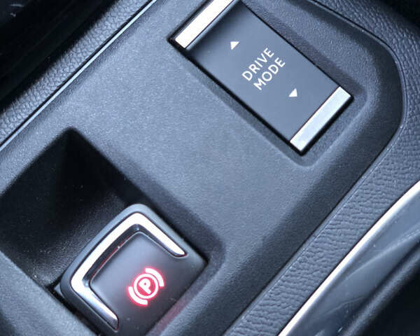 Серый Опель Corsa-e, объемом двигателя 0 л и пробегом 7 тыс. км за 18000 $, фото 35 на Automoto.ua